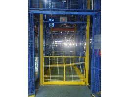 液壓升降平臺帶手動(dòng)配重門